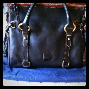 Purse Dooney and Bourke